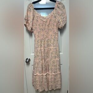 Ivy City Co Blush Floral Midi Dress